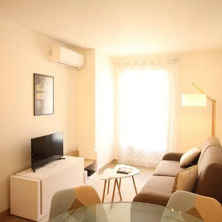 Apartamento Conseil Immo, Pedestrian Street Balcony Hoche Area -odon- Cannes